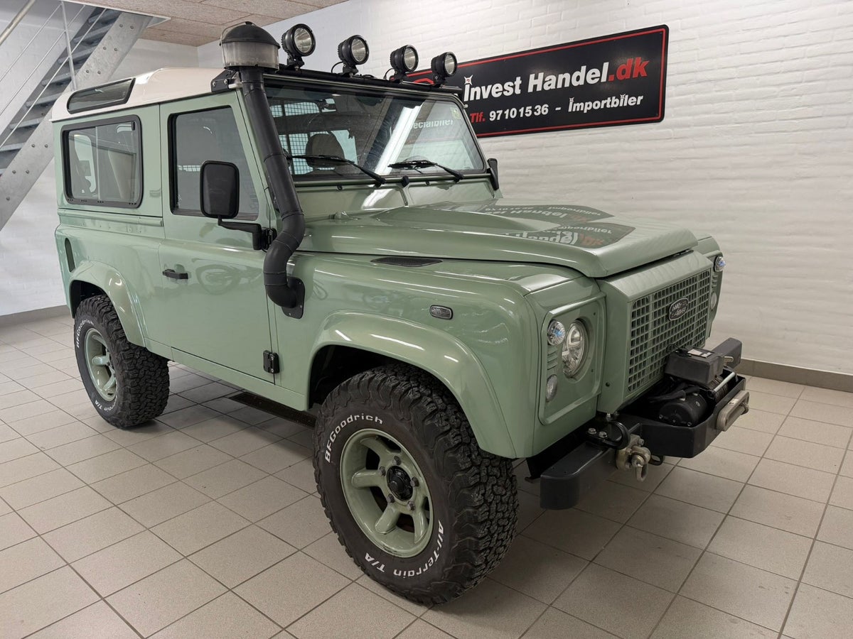 Land Rover Defender 90