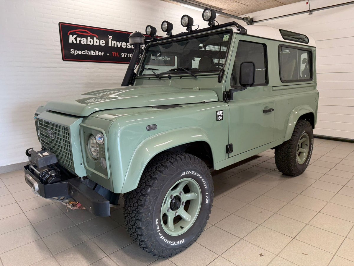 Land Rover Defender 90