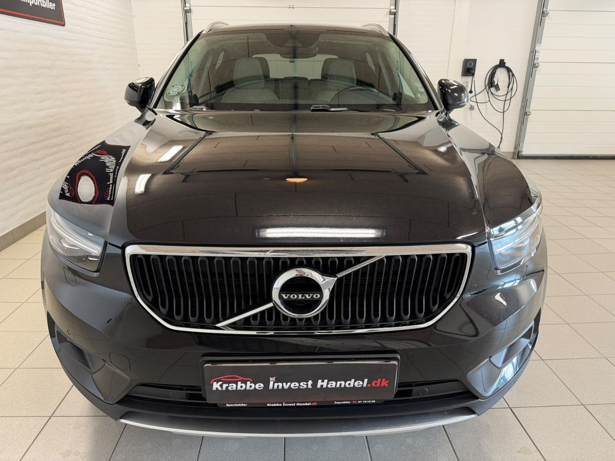 Volvo XC40 D4 190 Momentum aut. AWD