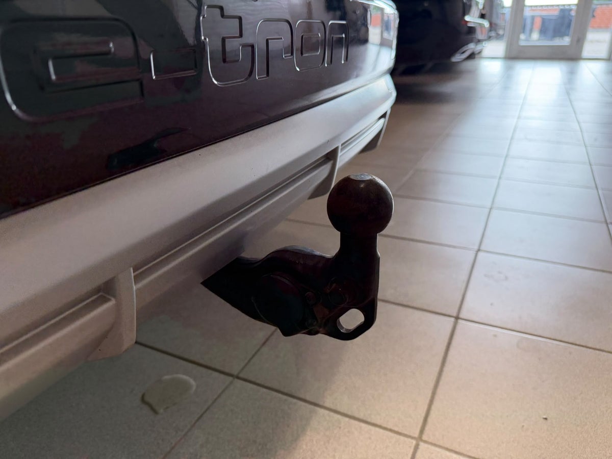 Audi Q4 e-tron S-line