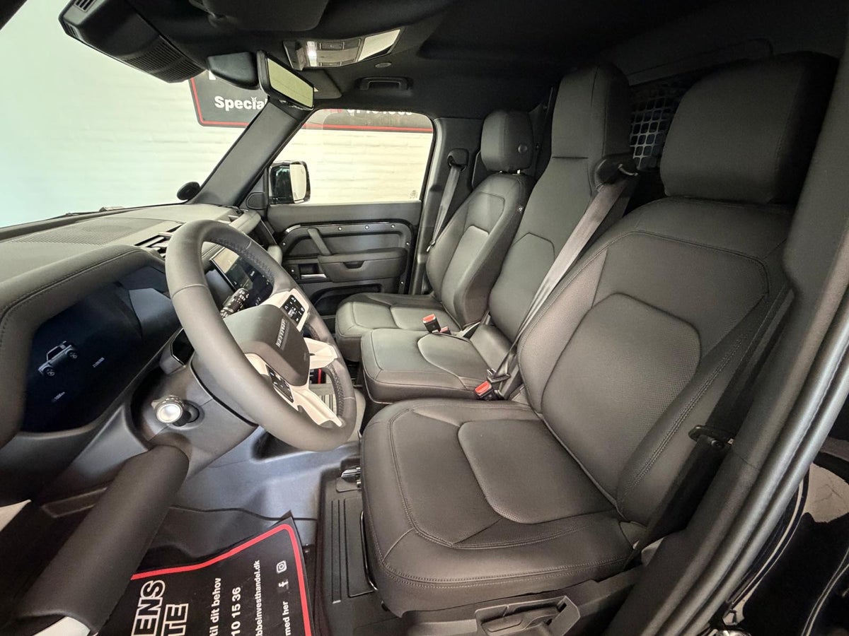 Land Rover Defender 110 D250 Hard Top S aut. Van