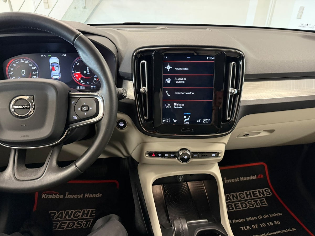 Volvo XC40 D4 190 Momentum aut. AWD