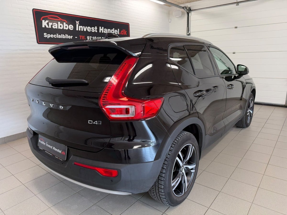 Volvo XC40 D4 190 Momentum aut. AWD