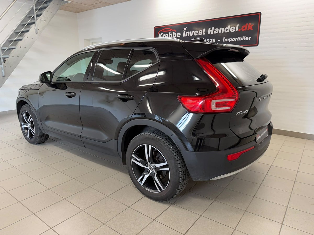 Volvo XC40 D4 190 Momentum aut. AWD