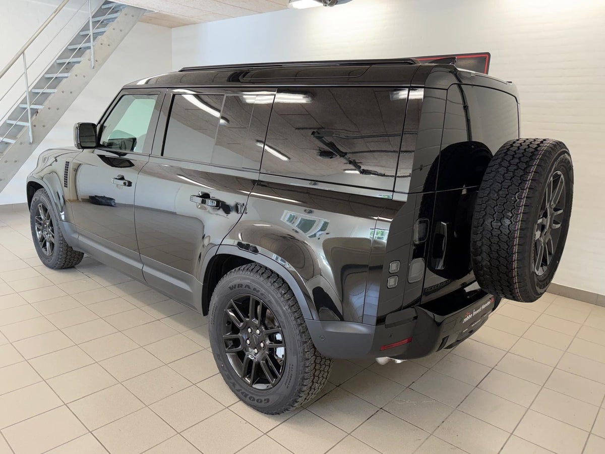 Land Rover Defender 110 D250 Hard Top S aut. Van